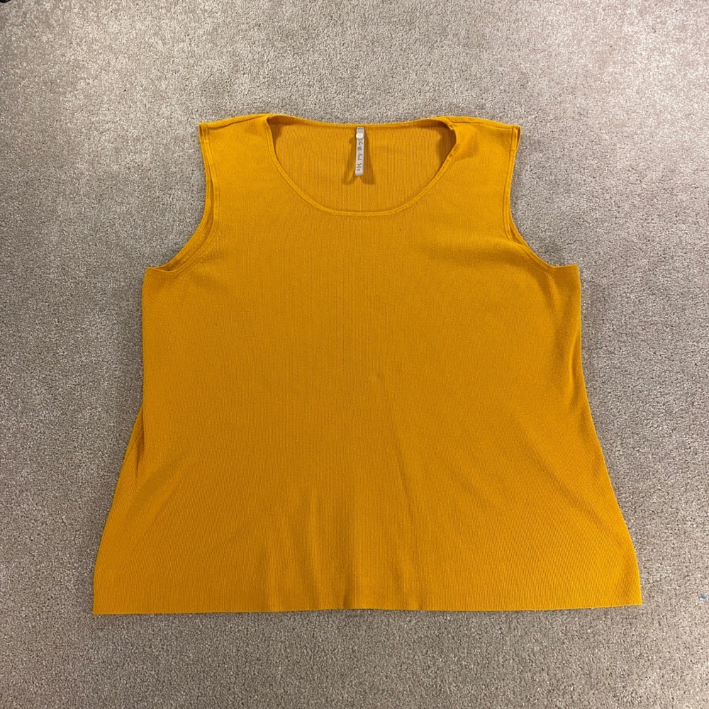 Leo & Nicole Knit Shell Tank Womens 3X Mustard Yellow Ribbed Scoop Neck